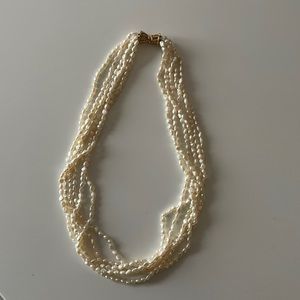 7-strand pearl necklace